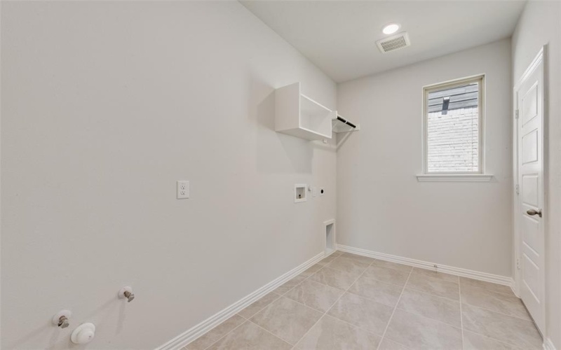3317 Loftwood Lane, Anna, TX 75409, 4 Bedrooms Bedrooms, ,3 BathroomsBathrooms,Residential,For Sale,3317 Loftwood Lane,0,21033703
