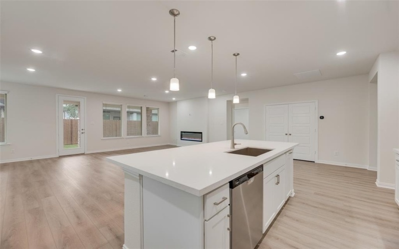 3421 Riverlawn Drive, Anna, TX 75409, 4 Bedrooms Bedrooms, ,2 BathroomsBathrooms,Residential,For Sale,3421 Riverlawn Drive,0,21033759