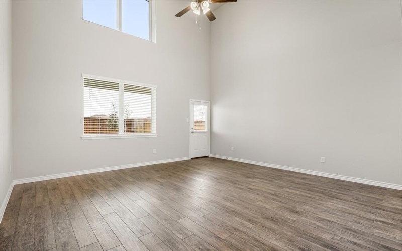 9209 Skyrocket Drive, Fort Worth, TX 76036, 3 Bedrooms Bedrooms, ,2 BathroomsBathrooms,Residential,For Sale,9209 Skyrocket Drive,0,21033780