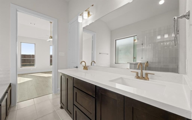 470 Red Maple Road, Waxahachie, TX 75165, 3 Habitaciones Habitaciones , ,2 BañosBaños,Residential,En Venta,470 Red Maple Road,0,21033796