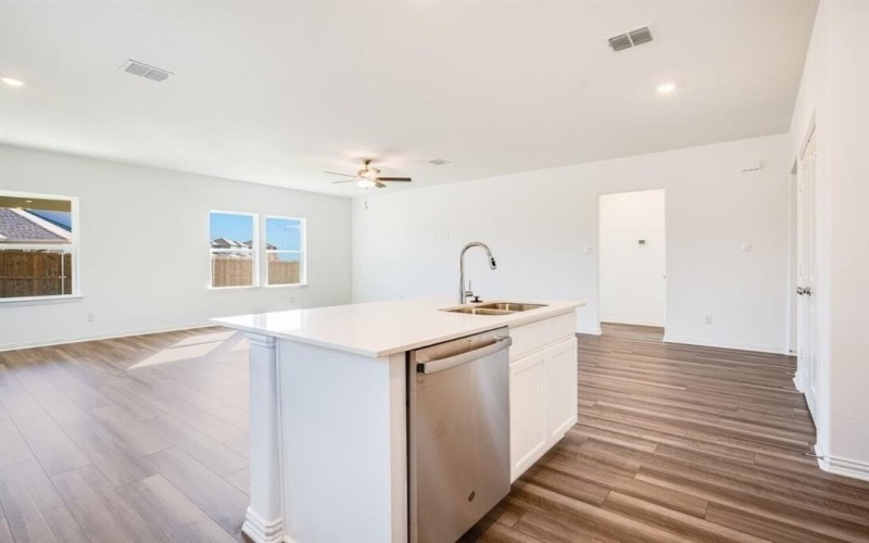 2138 Tule Way, Crandall, TX 75114, 4 Bedrooms Bedrooms, ,2 BathroomsBathrooms,Residential,For Sale,2138 Tule Way,0,21033841