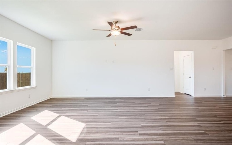2138 Tule Way, Crandall, TX 75114, 4 Bedrooms Bedrooms, ,2 BathroomsBathrooms,Residential,For Sale,2138 Tule Way,0,21033841