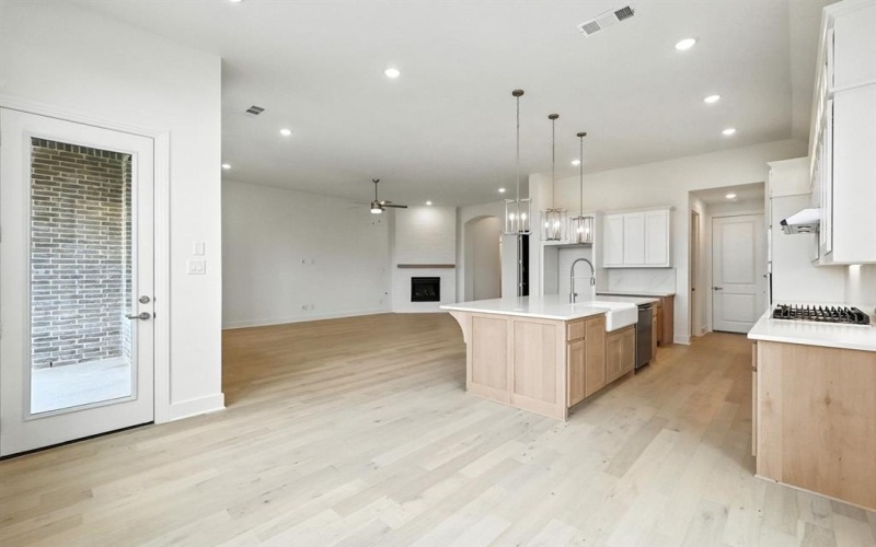 904 Mumms Field Drive, Fort Worth, TX 76247, 3 Habitaciones Habitaciones , ,3 BañosBaños,Residential,En Venta,904 Mumms Field Drive,0,21033993