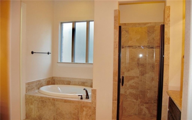 1011 Natalie Court, Allen, TX 75013, 4 Bedrooms Bedrooms, ,3 BathroomsBathrooms,Residential,For Sale,1011 Natalie Court,0,21034080