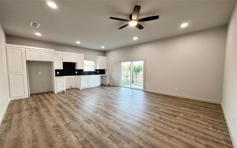 3300 Stevens Street, Greenville, TX 75401, 6 Bedrooms Bedrooms, ,5 BathroomsBathrooms,Residential Multi Family,For Sale,3300 Stevens Street,0,21034098