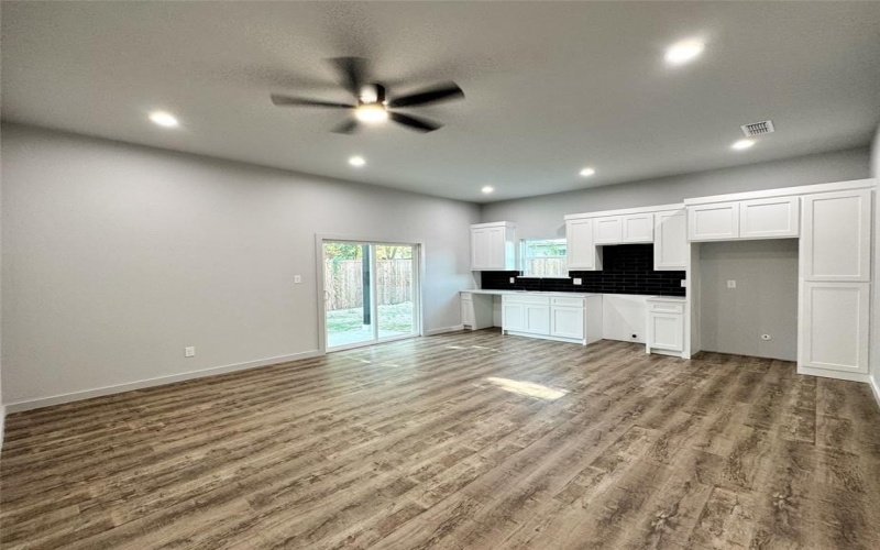 3300 Stevens Street, Greenville, TX 75401, 6 Bedrooms Bedrooms, ,5 BathroomsBathrooms,Residential Multi Family,For Sale,3300 Stevens Street,0,21034098