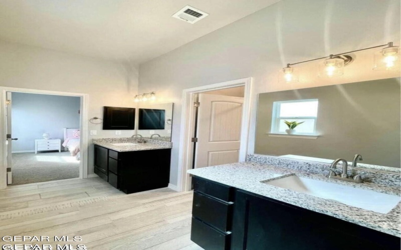 3881 Surmise Street, El Paso, TX 79938, 5 Habitaciones Habitaciones , ,3 BañosBaños,Residential,En Venta,3881 Surmise Street,917219