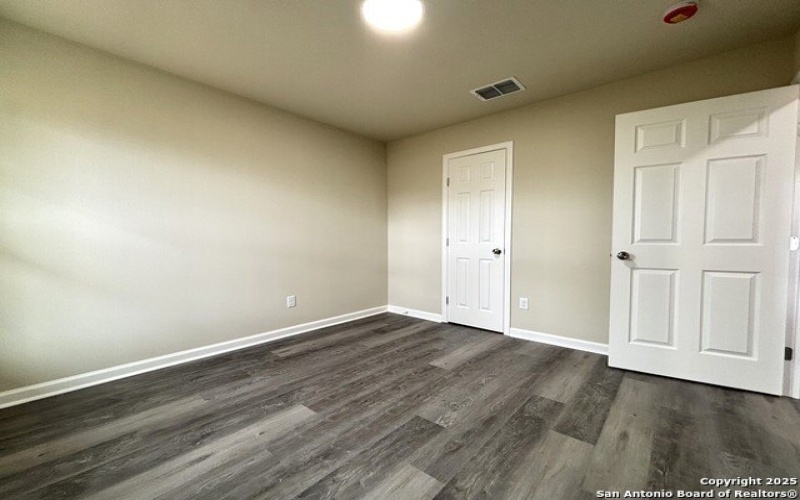 706 E 5th, Nixon, TX 78140, 3 Habitaciones Habitaciones , ,2 BañosBaños,Residential,En Venta,706 E 5th,0,1893209