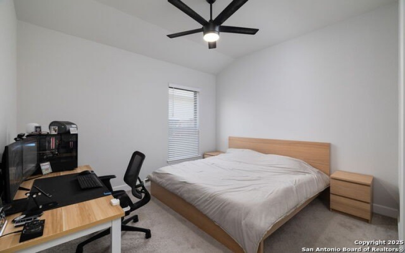 613 Meade, New Braunfels, TX 78132, 4 Habitaciones Habitaciones , ,3 BañosBaños,Residential,En Venta,613 Meade,0,1893227
