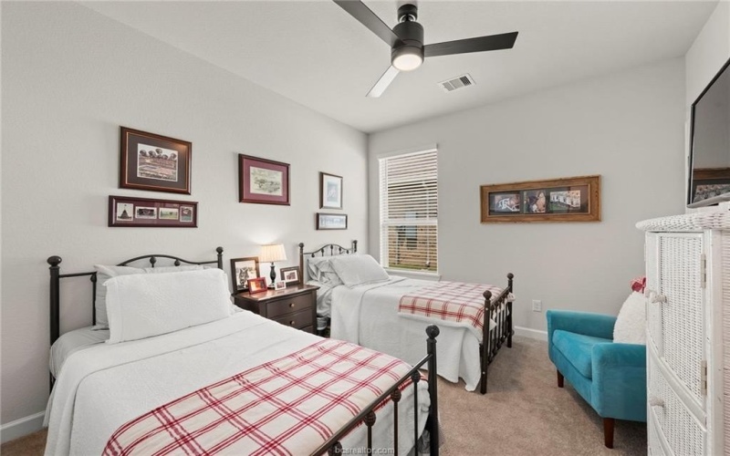 15066 Ty Marshall Court, College Station, TX 77845, 4 Habitaciones Habitaciones , ,3 BañosBaños,Residential,En Venta,15066 Ty Marshall Court,0,25008982
