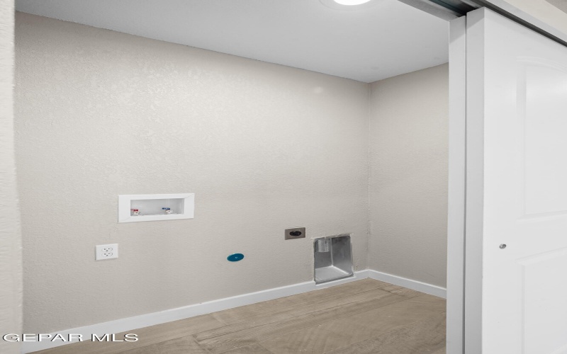 11721 Valle Del Paseo Drive unit: C #C, Socorro, TX 79927, 3 Bedrooms Bedrooms, ,2 BathroomsBathrooms,Residential Multi Family,For Sale,11721 Valle Del Paseo Drive unit: C,0,928533
