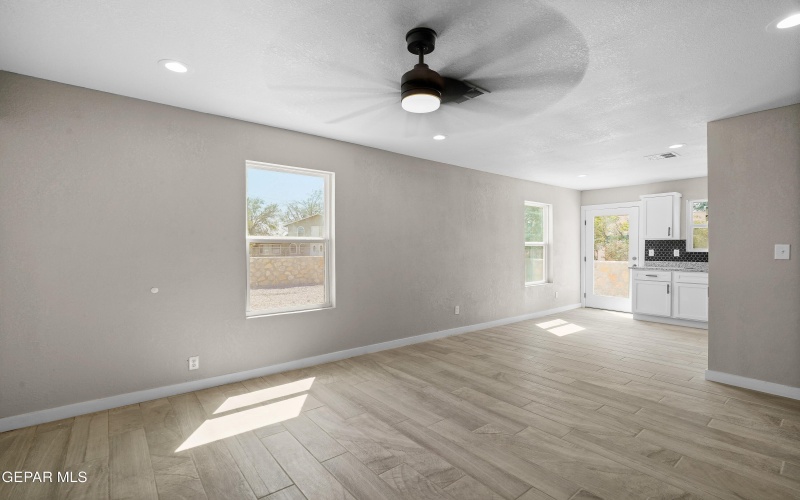 11721 Valle Del Paseo Drive unit: C #C, Socorro, TX 79927, 3 Bedrooms Bedrooms, ,2 BathroomsBathrooms,Residential Multi Family,For Sale,11721 Valle Del Paseo Drive unit: C,0,928533
