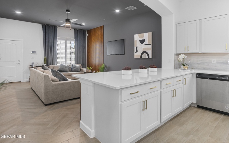 13833 PASEO BOSQUE Avenue, El Paso, TX 79928, 4 Bedrooms Bedrooms, ,2 BathroomsBathrooms,Residential,For Sale,13833 PASEO BOSQUE Avenue,0,928538