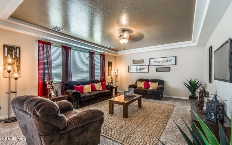 400 Hidden Gem Street, El Paso, TX 79928, 4 Bedrooms Bedrooms, ,1 BathroomBathrooms,Residential,For Sale,400 Hidden Gem Street,0,928541