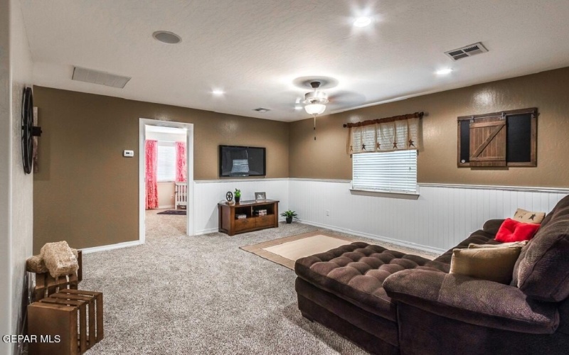 400 Hidden Gem Street, El Paso, TX 79928, 4 Bedrooms Bedrooms, ,1 BathroomBathrooms,Residential,For Sale,400 Hidden Gem Street,0,928541