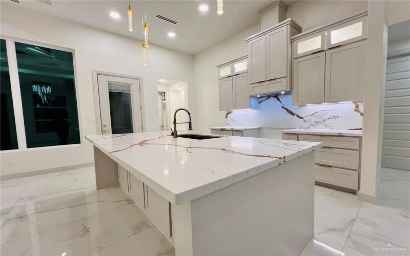 3007 Washington Avenue, Mission, TX 78574, 3 Bedrooms Bedrooms, ,2 BathroomsBathrooms,Residential,For Sale,3007 Washington Avenue,0,478668