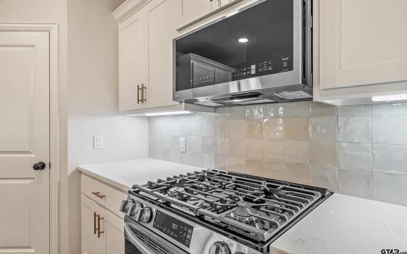 456 Preston Ridge Dr., Tyler, TX 75703, 3 Bedrooms Bedrooms, ,2 BathroomsBathrooms,Residential,For Sale,456 Preston Ridge Dr.,0,25012436