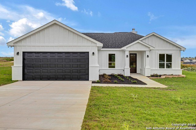 181 Pine Valley Dr, La Vernia, TX 78121, 4 Bedrooms Bedrooms, ,2 BathroomsBathrooms,Residential,For Sale,181 Pine Valley Dr,0,1893267