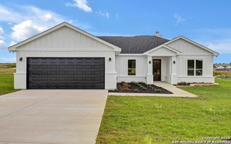 181 Pine Valley Dr, La Vernia, TX 78121, 4 Bedrooms Bedrooms, ,2 BathroomsBathrooms,Residential,For Sale,181 Pine Valley Dr,0,1893267