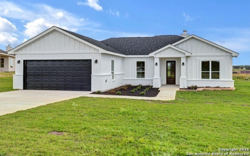 181 Pine Valley Dr, La Vernia, TX 78121, 4 Bedrooms Bedrooms, ,2 BathroomsBathrooms,Residential,For Sale,181 Pine Valley Dr,0,1893267