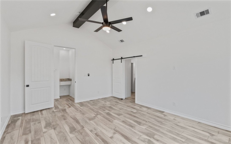 6722 La Salle Drive, Corpus Christi, TX 78414, 4 Habitaciones Habitaciones , ,3 BañosBaños,Residential,En Venta,6722 La Salle Drive,0,463618