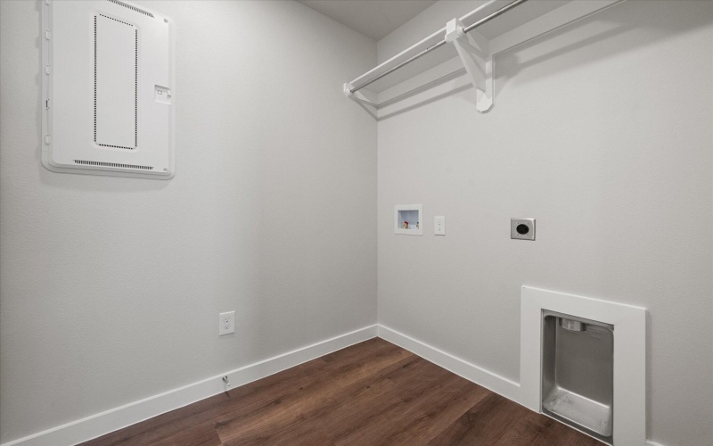 8322 24th Street, Lubbock, TX 79407, 2 Bedrooms Bedrooms, ,2 BathroomsBathrooms,Residential,For Sale,8322 24th Street,0,202559211