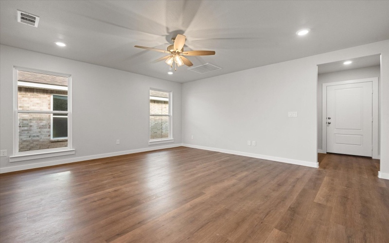 8322 24th Street, Lubbock, TX 79407, 2 Bedrooms Bedrooms, ,2 BathroomsBathrooms,Residential,For Sale,8322 24th Street,0,202559211