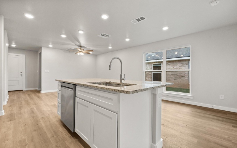 8324 24th Street, Lubbock, TX 79407, 3 Habitaciones Habitaciones , ,2 BañosBaños,Residential,En Venta,8324 24th Street,0,202559213