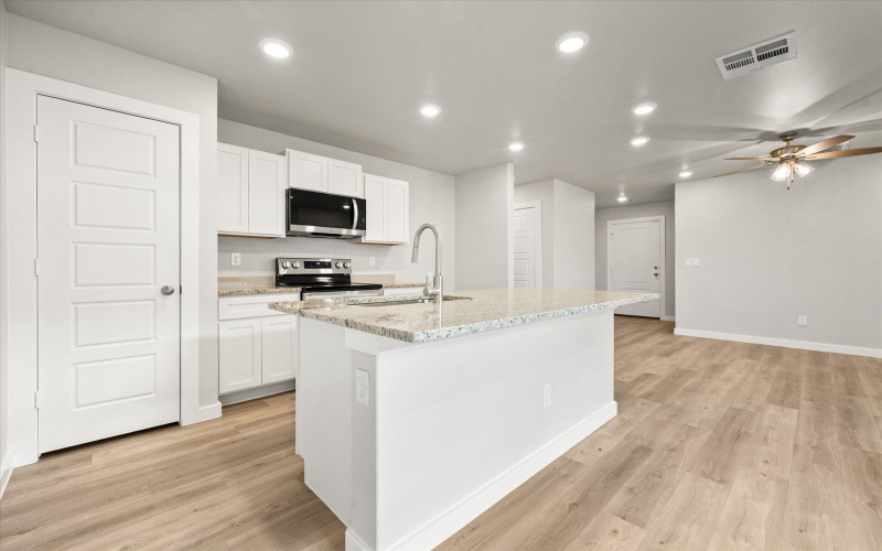 8324 24th Street, Lubbock, TX 79407, 3 Habitaciones Habitaciones , ,2 BañosBaños,Residential,En Venta,8324 24th Street,0,202559213