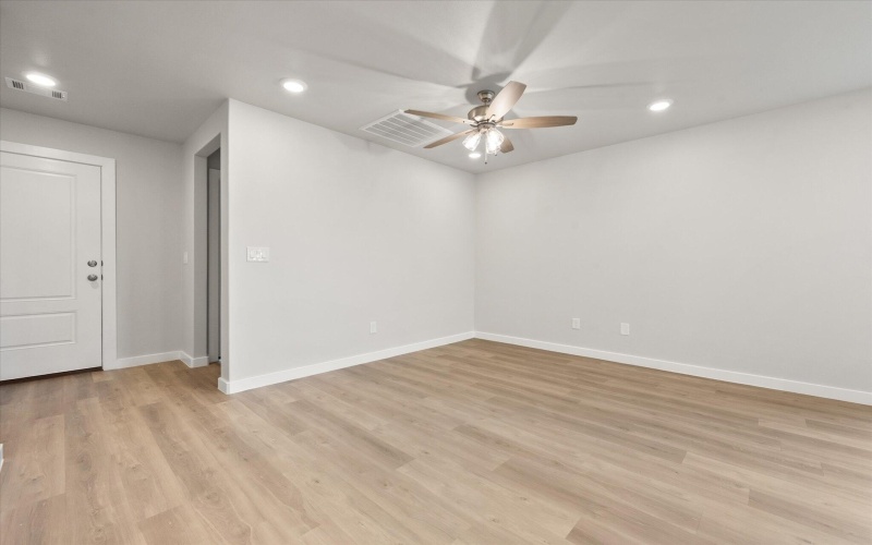 8324 24th Street, Lubbock, TX 79407, 3 Habitaciones Habitaciones , ,2 BañosBaños,Residential,En Venta,8324 24th Street,0,202559213