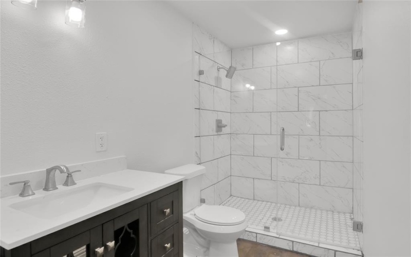 411 Euclid Street, Cleburne, TX 76033, 3 Habitaciones Habitaciones , ,2 BañosBaños,Residential,En Venta,411 Euclid Street,0,21022620