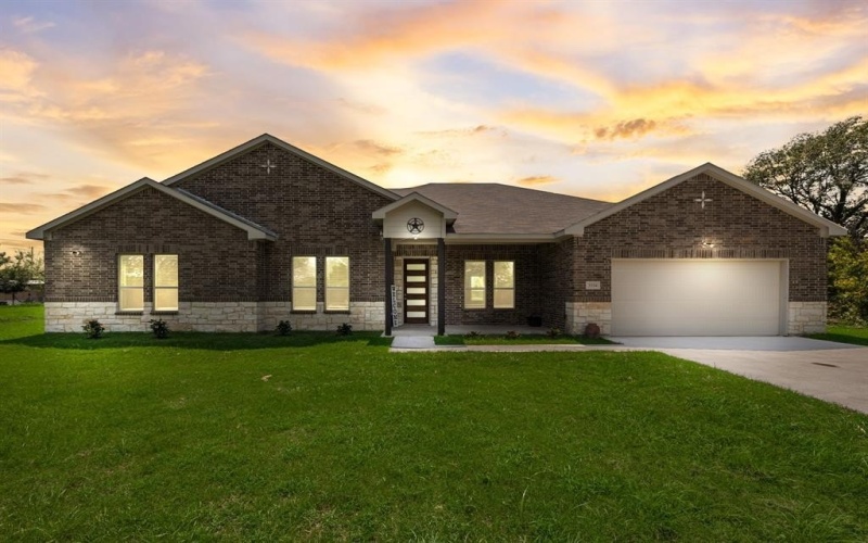 3334 Knight Street, Corsicana, TX 75110, 4 Bedrooms Bedrooms, ,3 BathroomsBathrooms,Residential,For Sale,3334 Knight Street,0,21029743