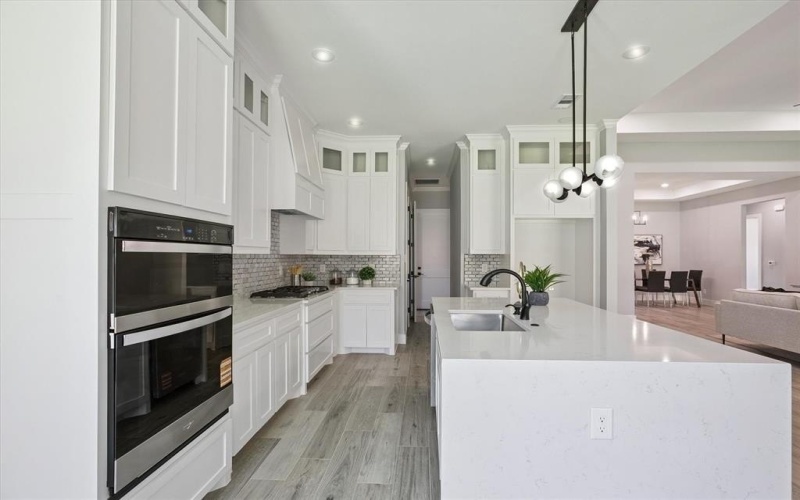 707 Ross Trail, Arlington, TX 76012, 4 Habitaciones Habitaciones , ,2 BañosBaños,Residential,En Venta,707 Ross Trail,0,21032644