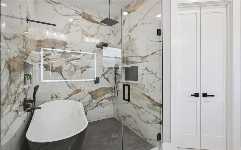 707 Ross Trail, Arlington, TX 76012, 4 Habitaciones Habitaciones , ,2 BañosBaños,Residential,En Venta,707 Ross Trail,0,21032644