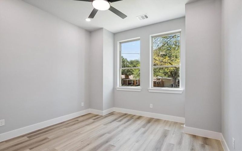 707 Ross Trail, Arlington, TX 76012, 4 Habitaciones Habitaciones , ,2 BañosBaños,Residential,En Venta,707 Ross Trail,0,21032644