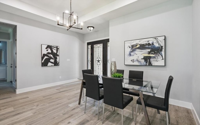 707 Ross Trail, Arlington, TX 76012, 4 Habitaciones Habitaciones , ,2 BañosBaños,Residential,En Venta,707 Ross Trail,0,21032644