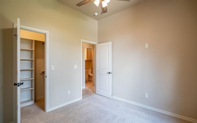 2714 Austin Drive, Granbury, TX 76048, 3 Bedrooms Bedrooms, ,2 BathroomsBathrooms,Residential,For Sale,2714 Austin Drive,0,21033854