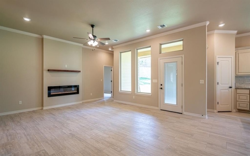 2714 Austin Drive, Granbury, TX 76048, 3 Bedrooms Bedrooms, ,2 BathroomsBathrooms,Residential,For Sale,2714 Austin Drive,0,21033854