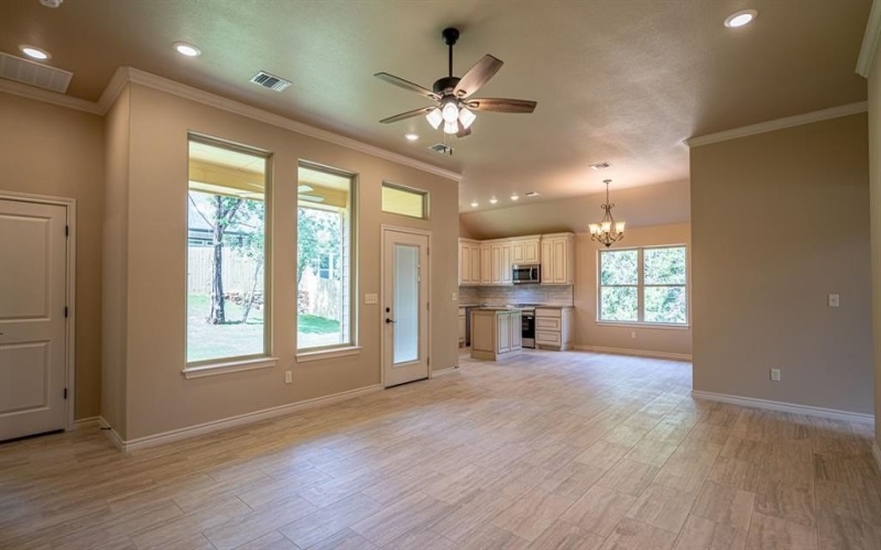 2714 Austin Drive, Granbury, TX 76048, 3 Bedrooms Bedrooms, ,2 BathroomsBathrooms,Residential,For Sale,2714 Austin Drive,0,21033854