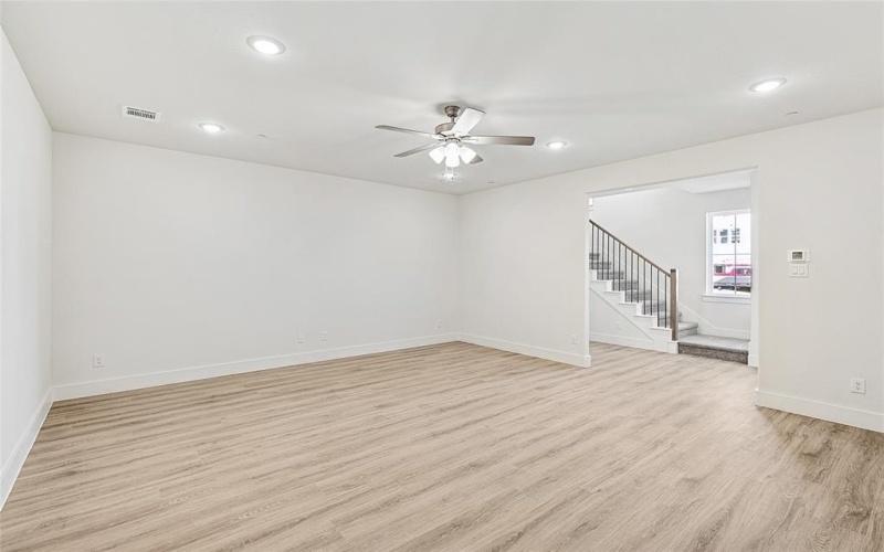 813 Concan Drive, Plano, TX 75075, 2 Habitaciones Habitaciones , ,2 BañosBaños,Residential,En Venta,813 Concan Drive,0,21034154