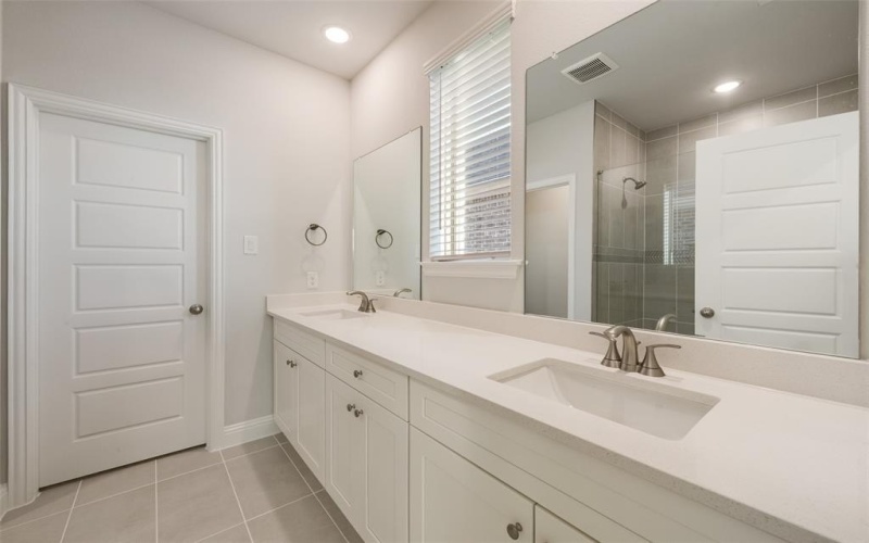 2020 Beeflower Street, Celina, TX 75009, 3 Habitaciones Habitaciones , ,2 BañosBaños,Residential,En Venta,2020 Beeflower Street,0,21034168