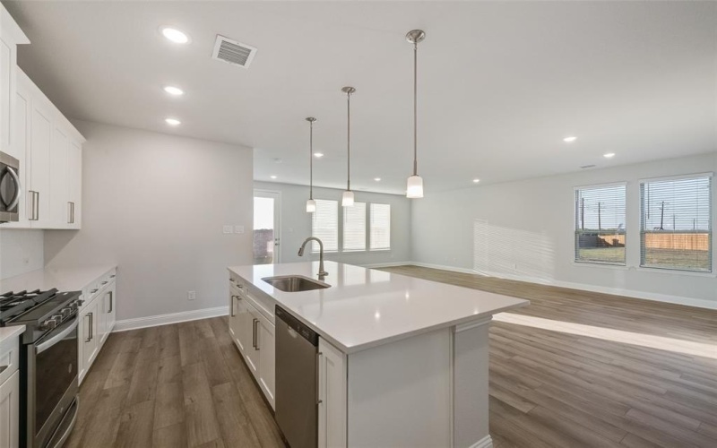 2020 Beeflower Street, Celina, TX 75009, 3 Habitaciones Habitaciones , ,2 BañosBaños,Residential,En Venta,2020 Beeflower Street,0,21034168