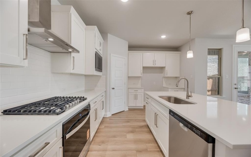 3100 Arthurdale Street, Celina, TX 75009, 3 Habitaciones Habitaciones , ,2 BañosBaños,Residential,En Venta,3100 Arthurdale Street,0,21034177