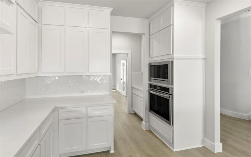 13709 Riola Drive, Little Elm, TX 75068, 5 Bedrooms Bedrooms, ,5 BathroomsBathrooms,Residential,For Sale,13709 Riola Drive,0,21034243