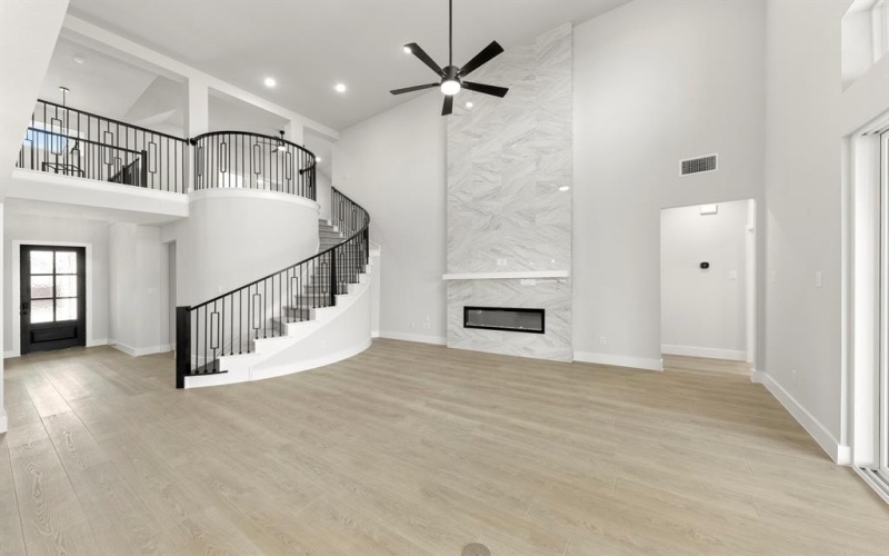 13709 Riola Drive, Little Elm, TX 75068, 5 Bedrooms Bedrooms, ,5 BathroomsBathrooms,Residential,For Sale,13709 Riola Drive,0,21034243