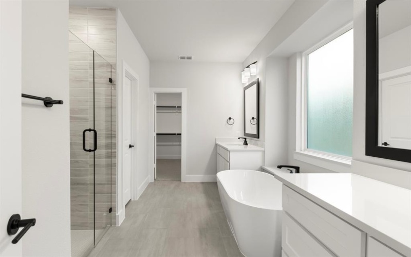 13709 Riola Drive, Little Elm, TX 75068, 5 Bedrooms Bedrooms, ,5 BathroomsBathrooms,Residential,For Sale,13709 Riola Drive,0,21034243