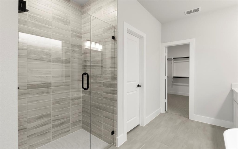 13709 Riola Drive, Little Elm, TX 75068, 5 Bedrooms Bedrooms, ,5 BathroomsBathrooms,Residential,For Sale,13709 Riola Drive,0,21034243