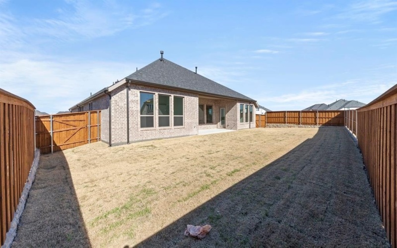 3135 Fisher, Rockwall, TX 75032, 4 Habitaciones Habitaciones , ,3 BañosBaños,Residential,En Venta,3135 Fisher,0,21034337