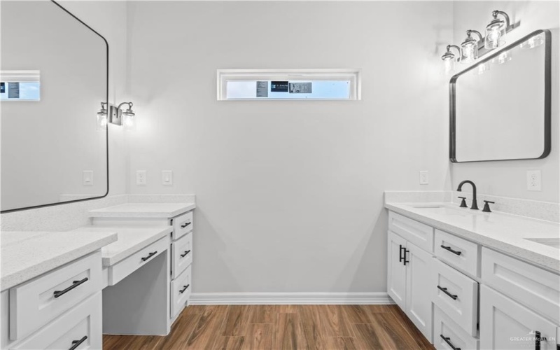 2802 Stone Oak Drive, Weslaco, TX 78599, 4 Bedrooms Bedrooms, ,2 BathroomsBathrooms,Residential,For Sale,2802 Stone Oak Drive,0,478655