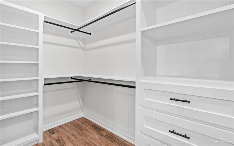 2802 Stone Oak Drive, Weslaco, TX 78599, 4 Bedrooms Bedrooms, ,2 BathroomsBathrooms,Residential,For Sale,2802 Stone Oak Drive,0,478655